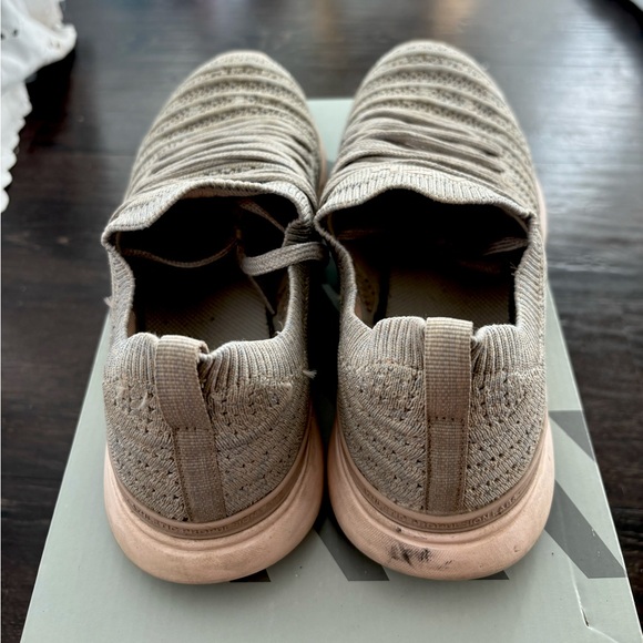 APL Techloom Wave Size 9 in Grey/Pink - Picture 4 of 6